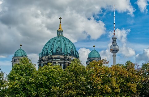 Berliner Dom mit Fernsehturm - Berlin
