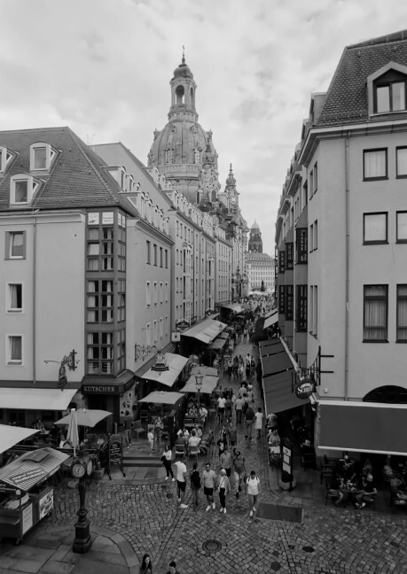Dresden Altstadt - Blick zur Frauenkirche