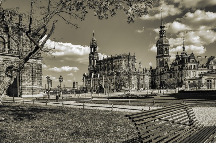 Dresden Blick zur Schlosskirche